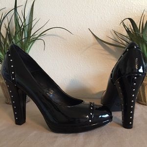 NEW Isola Ravello Leather Black Patent Pump